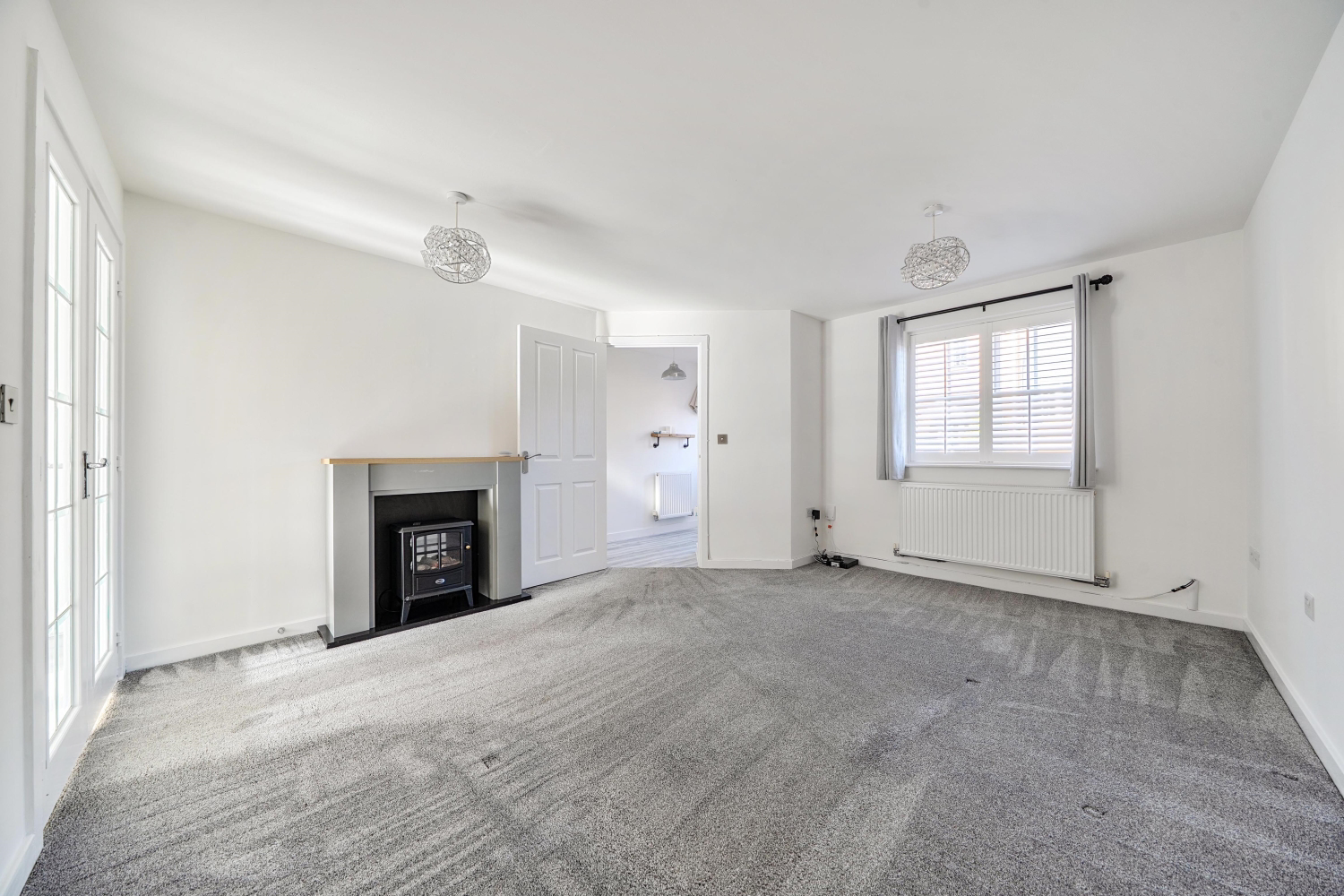 Storey Crescent, Hawkinge, CT18, photo 2