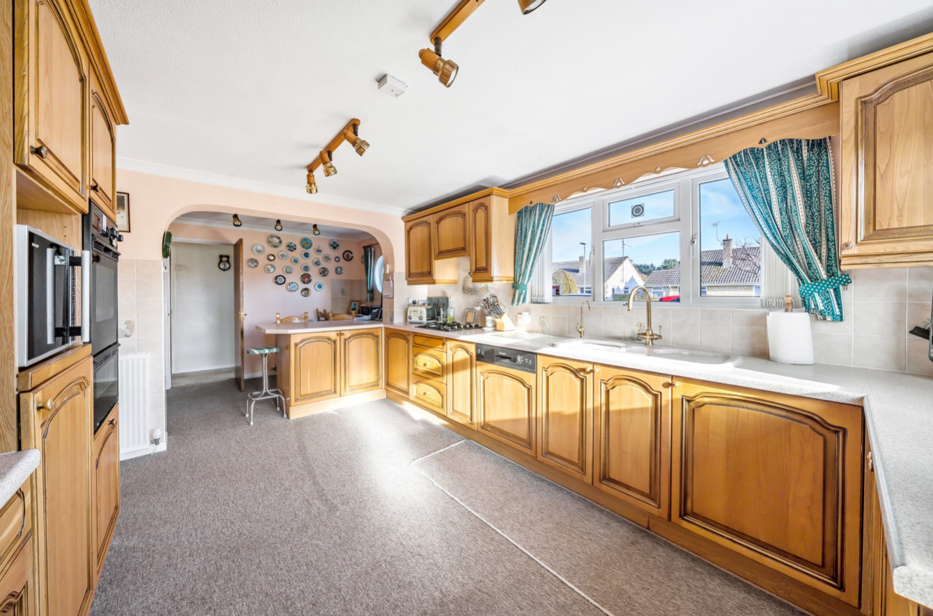 Churn Close, South Cerney, photo 3