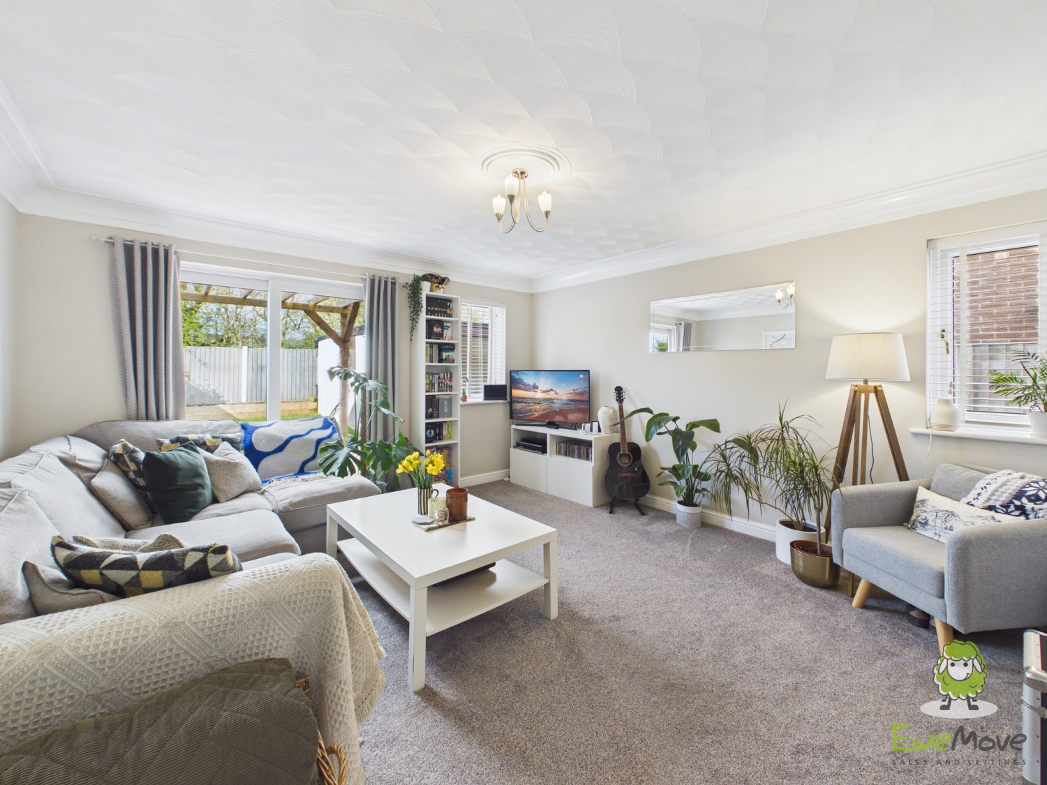 96 Rochester Crescent, Crewe, photo 8