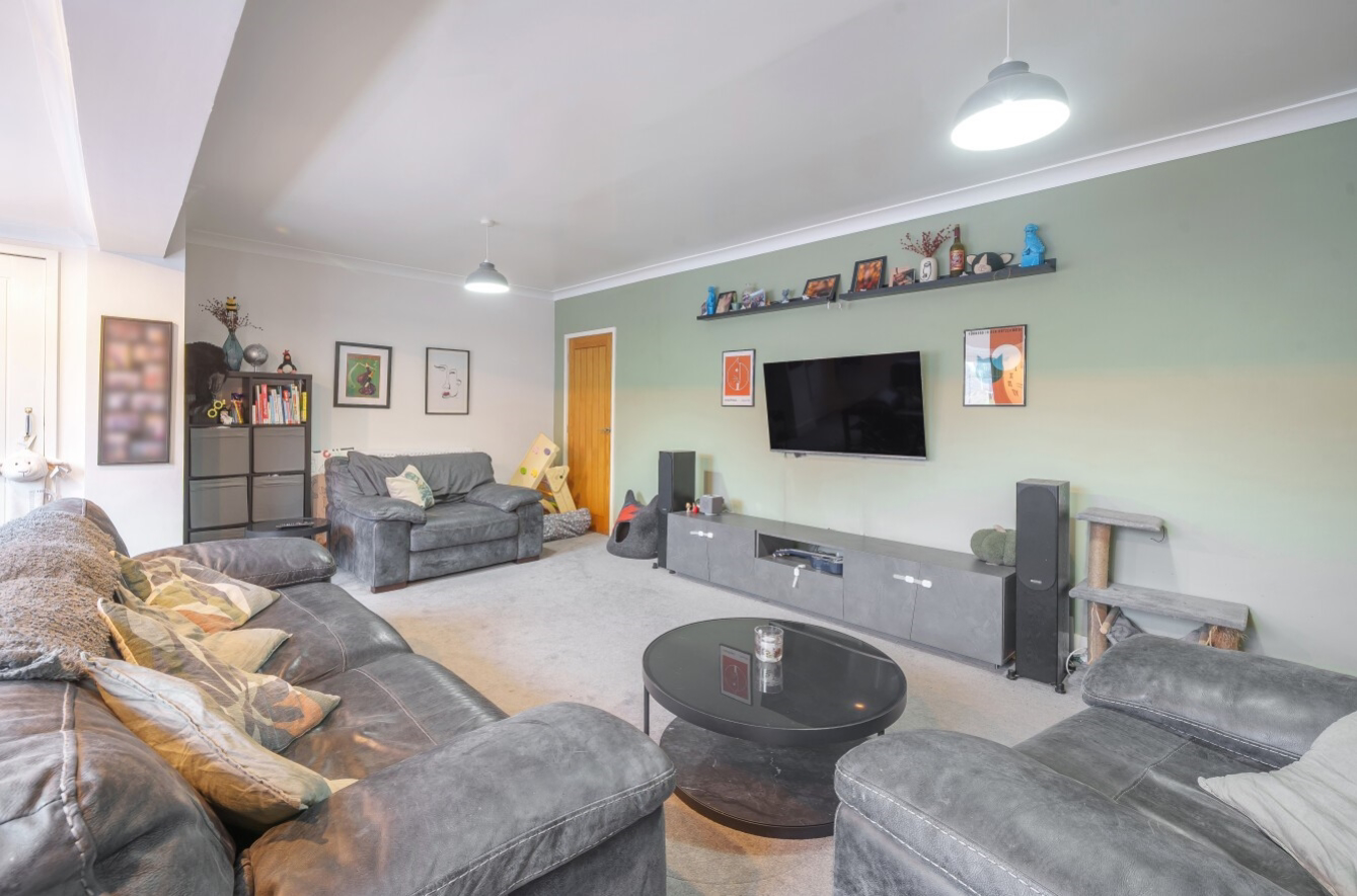 SNAPE HILL CRESCENT, DRONFIELD, DERBYSHIRE, S18, photo 9