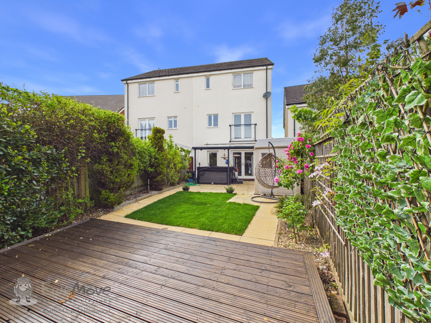 Olive Close, Branston, Burton-On-Trent, Staffordshire, DE14, photo 2