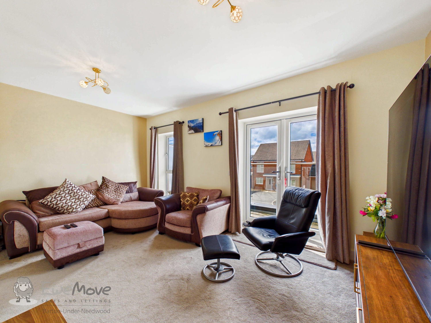 Olive Close, Branston, Burton-On-Trent, Staffordshire, DE14, photo 4
