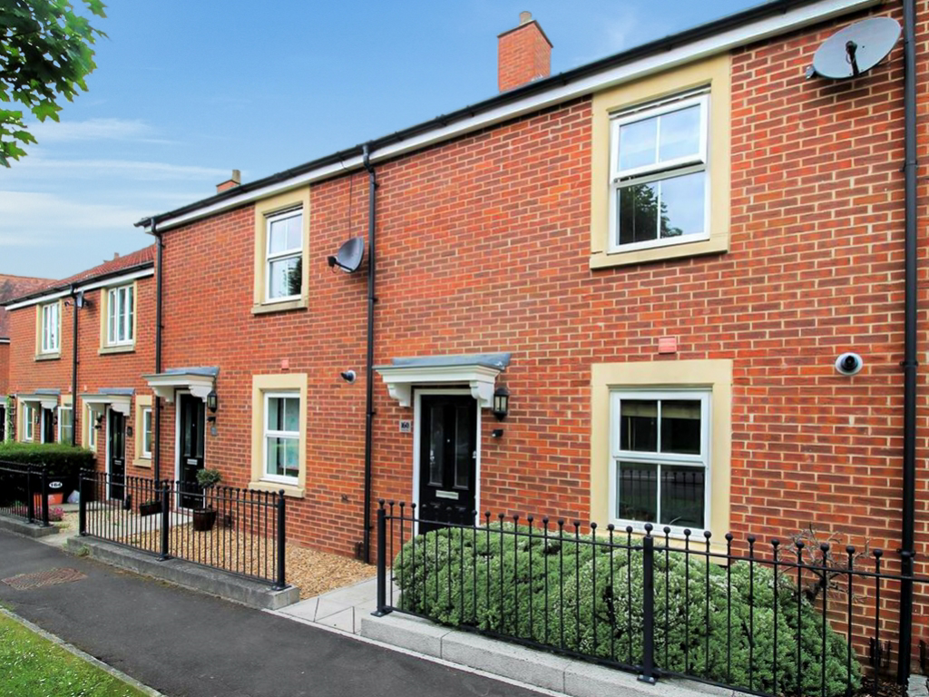 Eastbury Way, North Swindon, SN25
