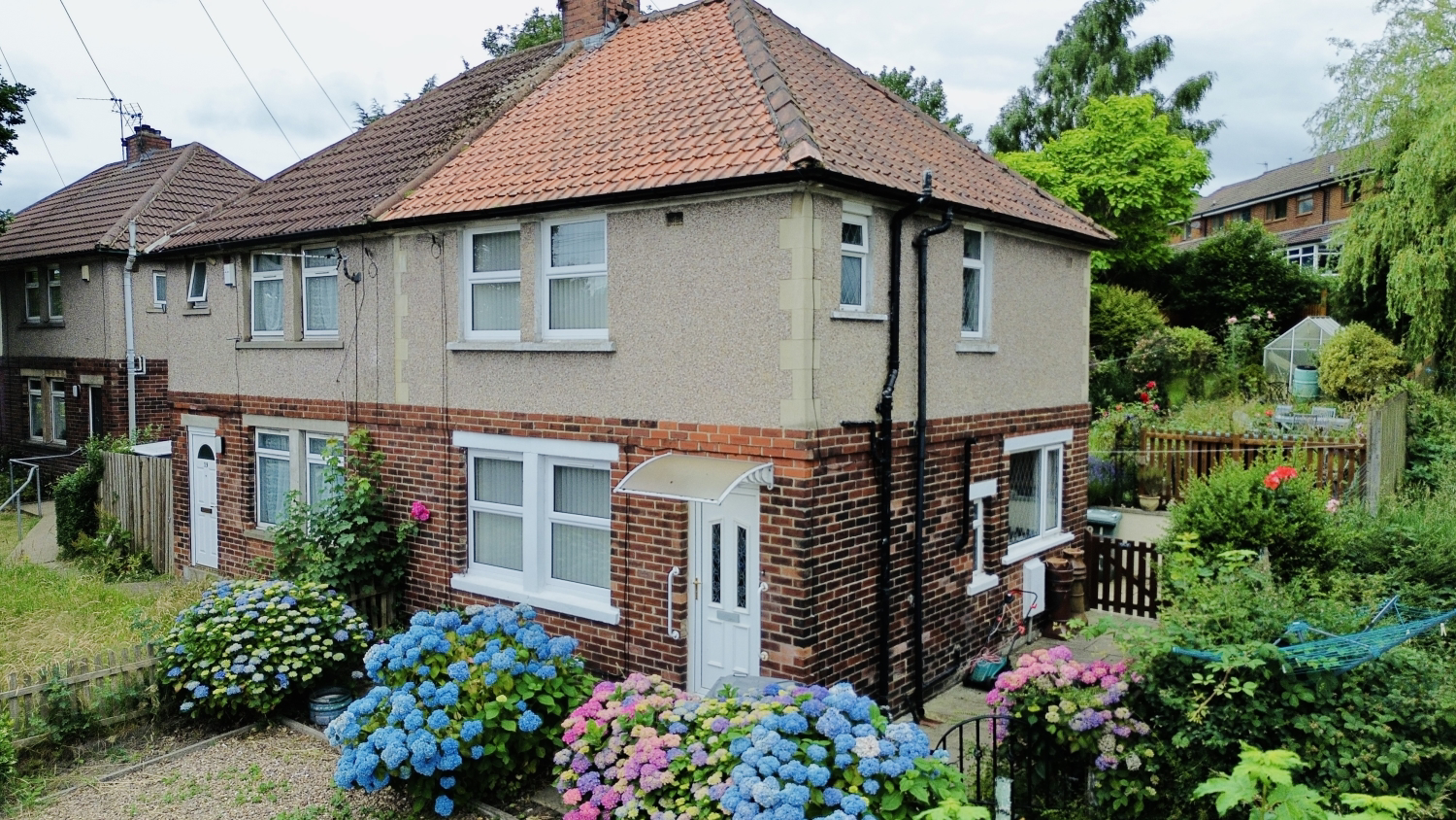 NORTH CLIFFE AVENUE, THORNTON, BRADFORD, BD13 3BX