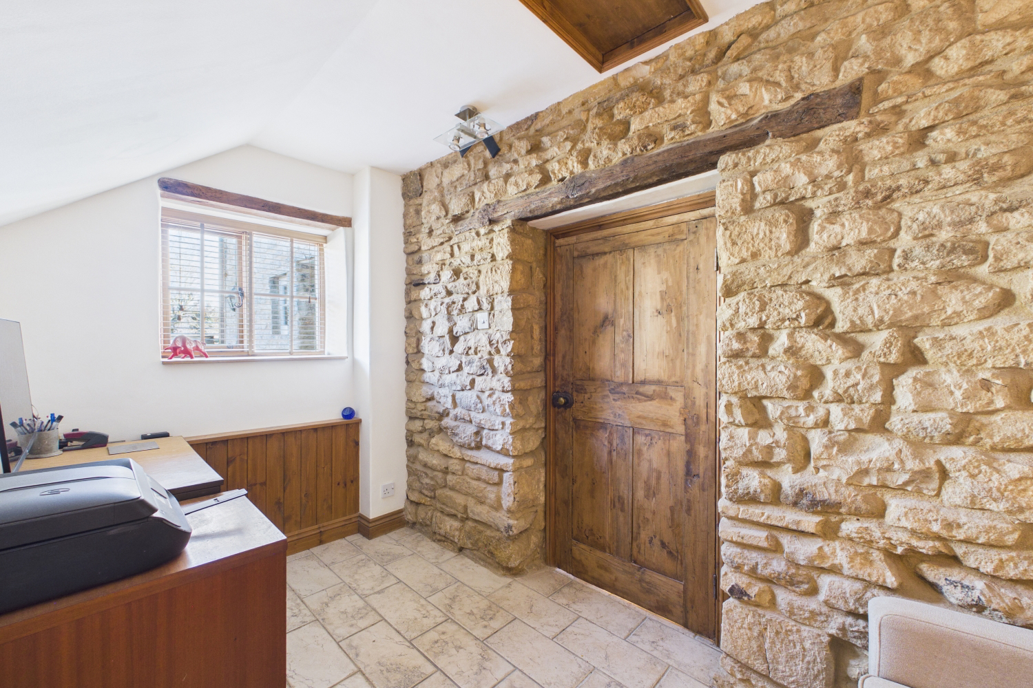 Main Street, Belmesthorpe, Stamford, Lincolnshire, PE9, photo 11
