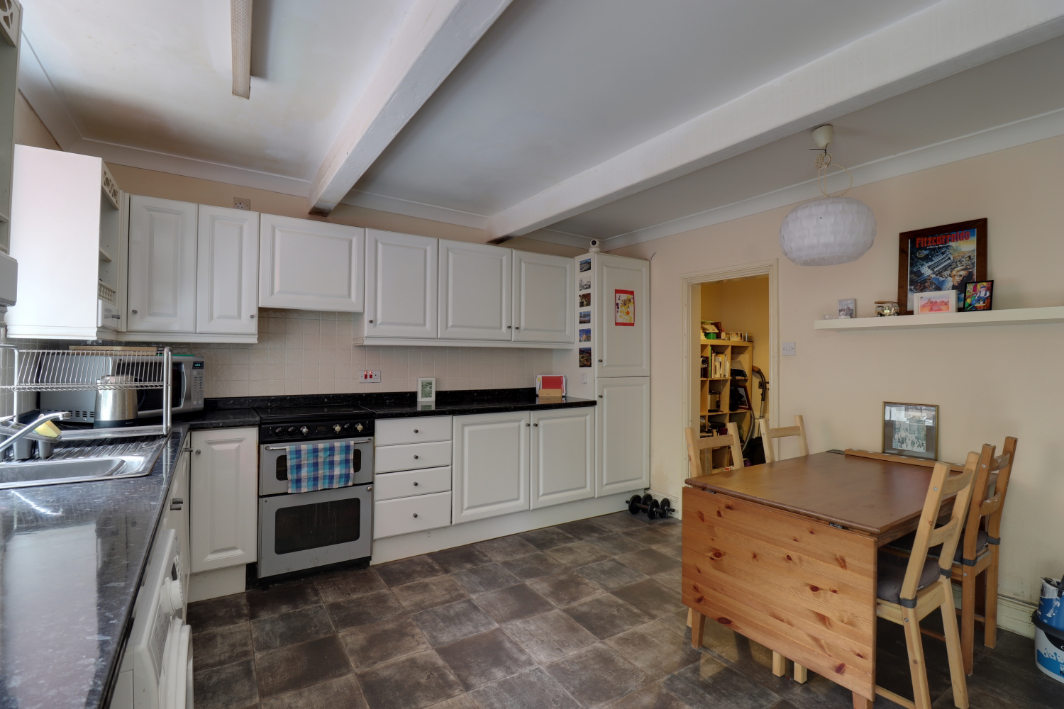 560 Rochdale Road, Todmorden, photo 6