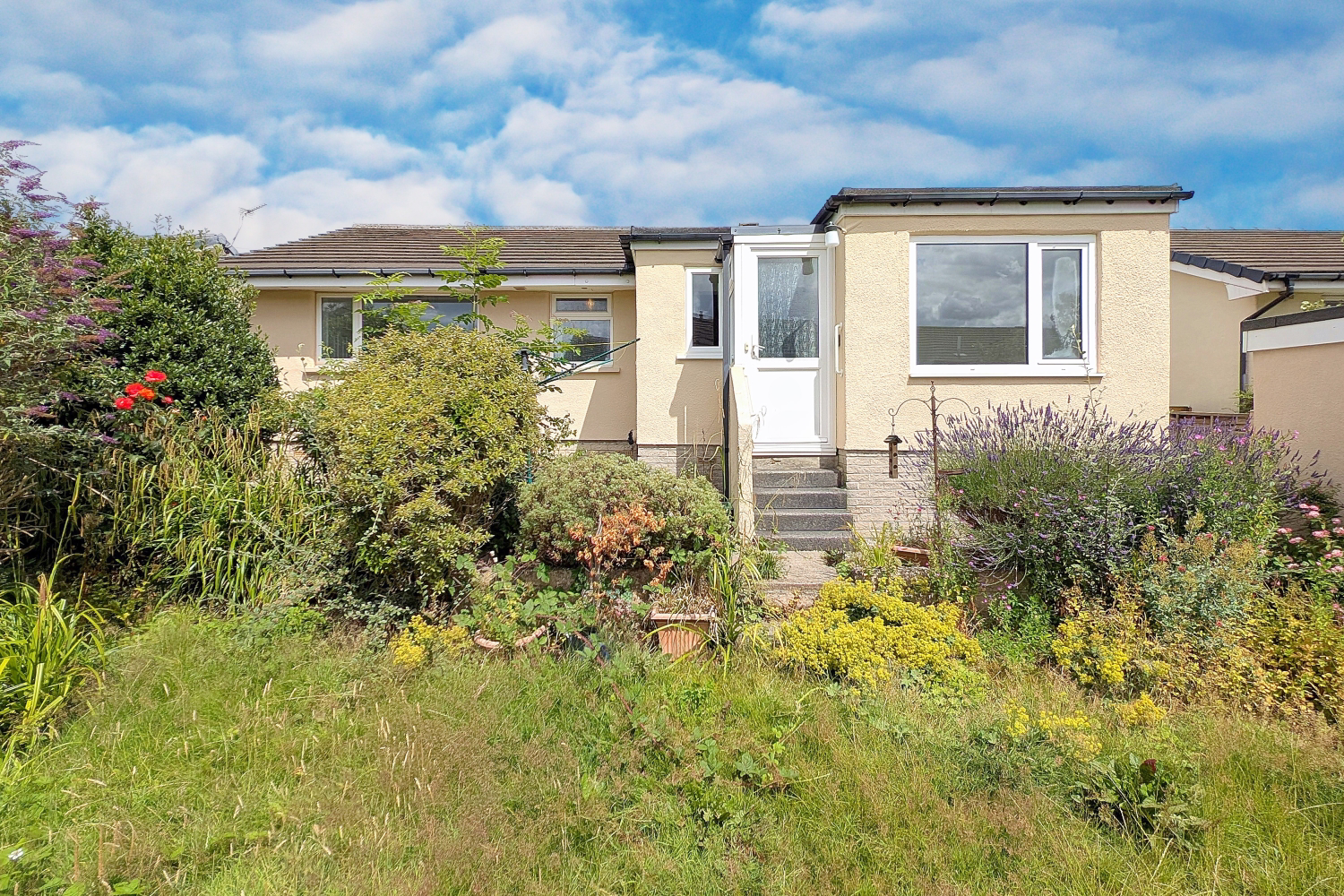 Thornhills Lane, Brighouse, West Yorkshire, HD6, photo 2