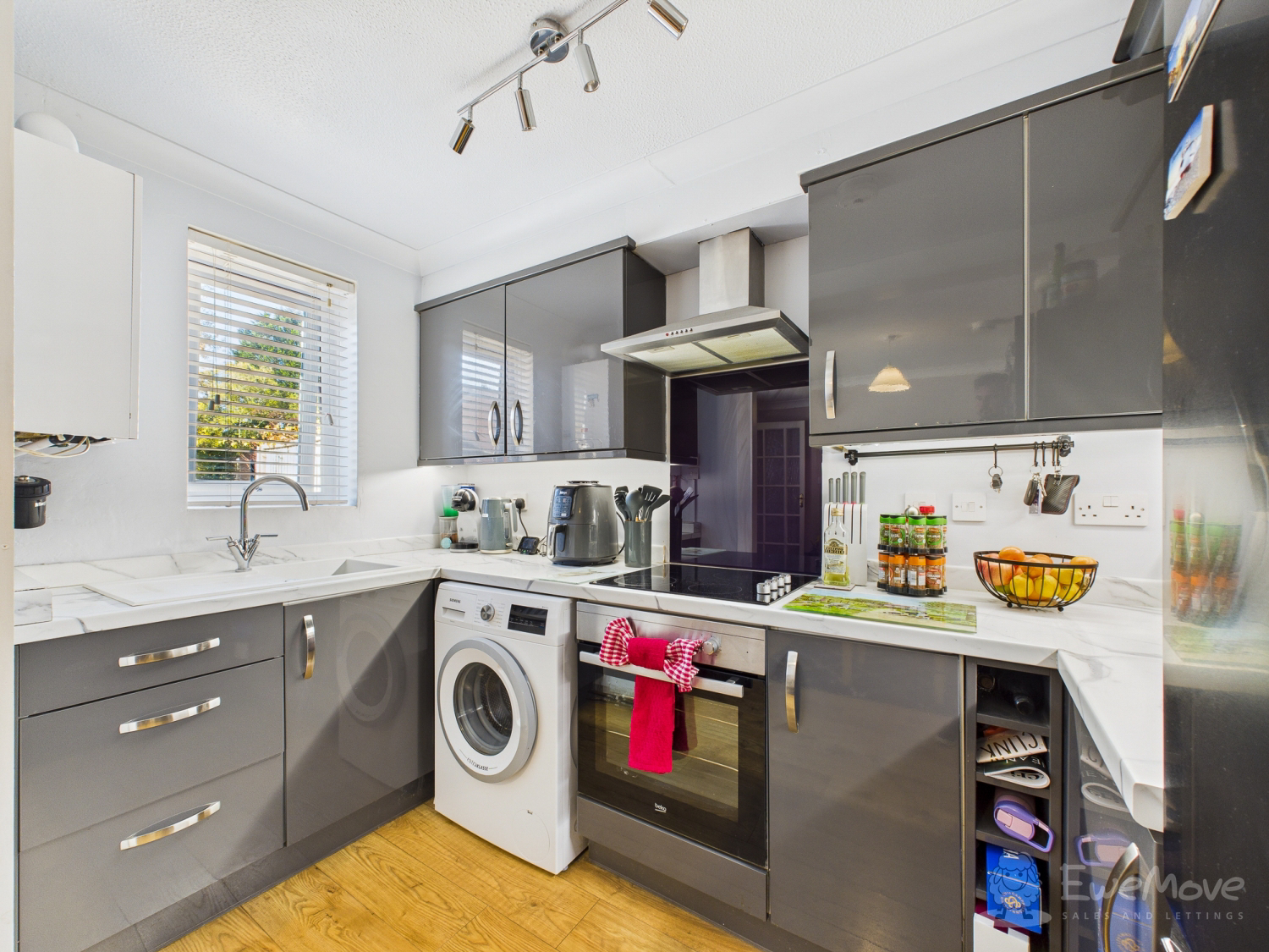 WELLINGTON AVENUE, WHITEHILL, BORDON, HAMPSHIRE, GU35, photo 5