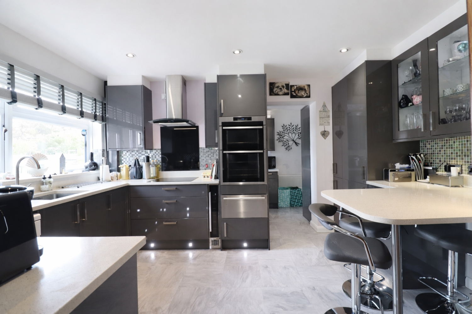 98 Pickhurst Park, Bromley, photo 6