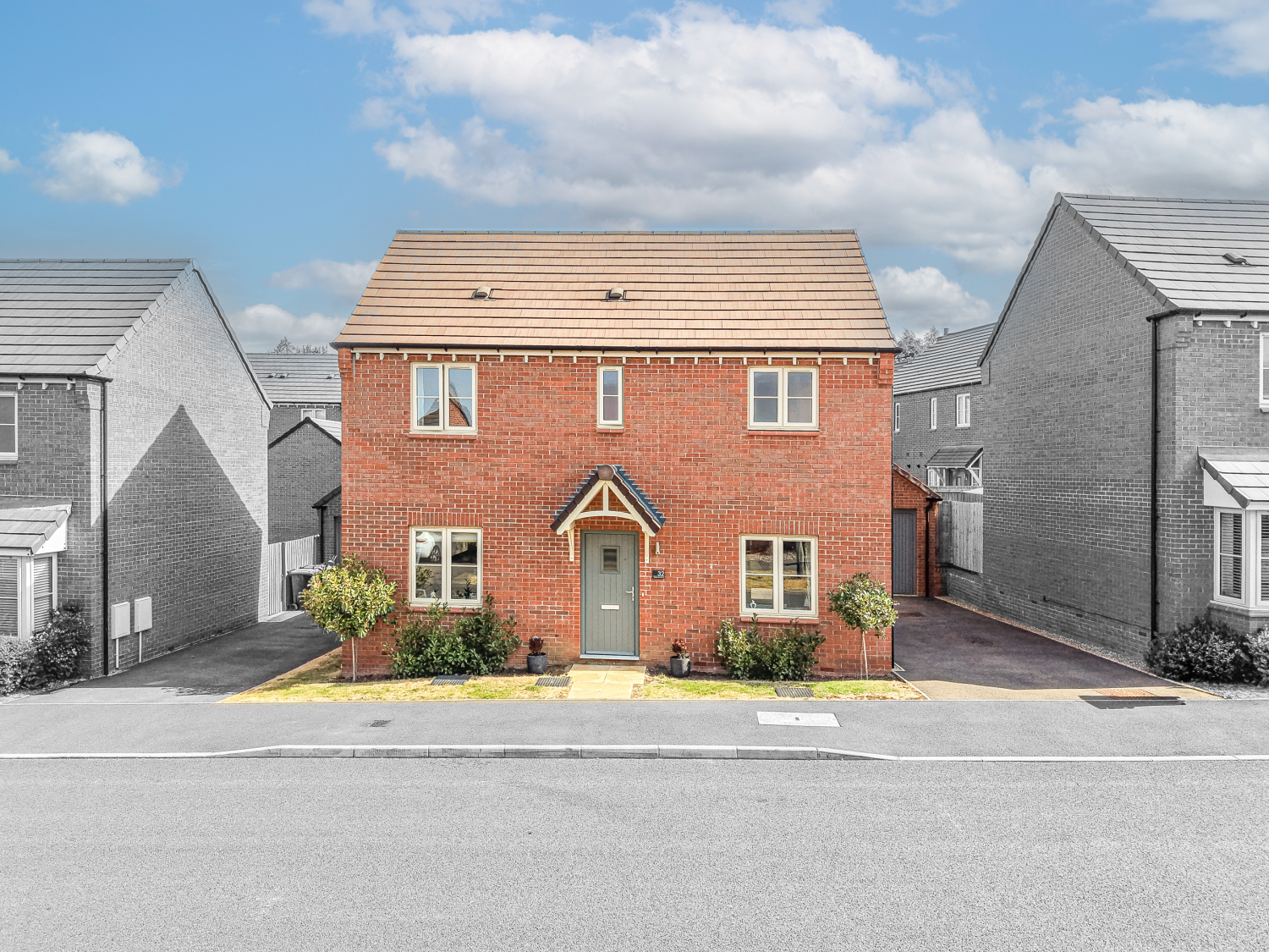 32 Blakenhall Drive, Lutterworth