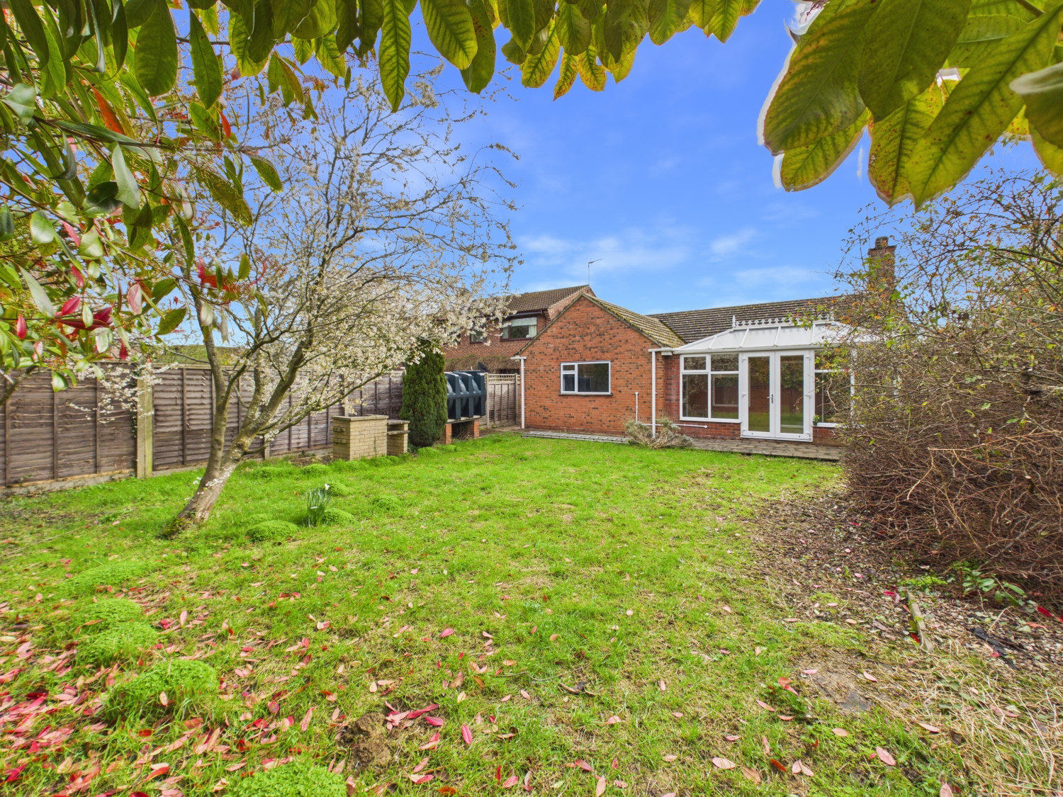 West Drive, Highfields Caldecote, Cambridge, Cambridgeshire, CB23, photo 3