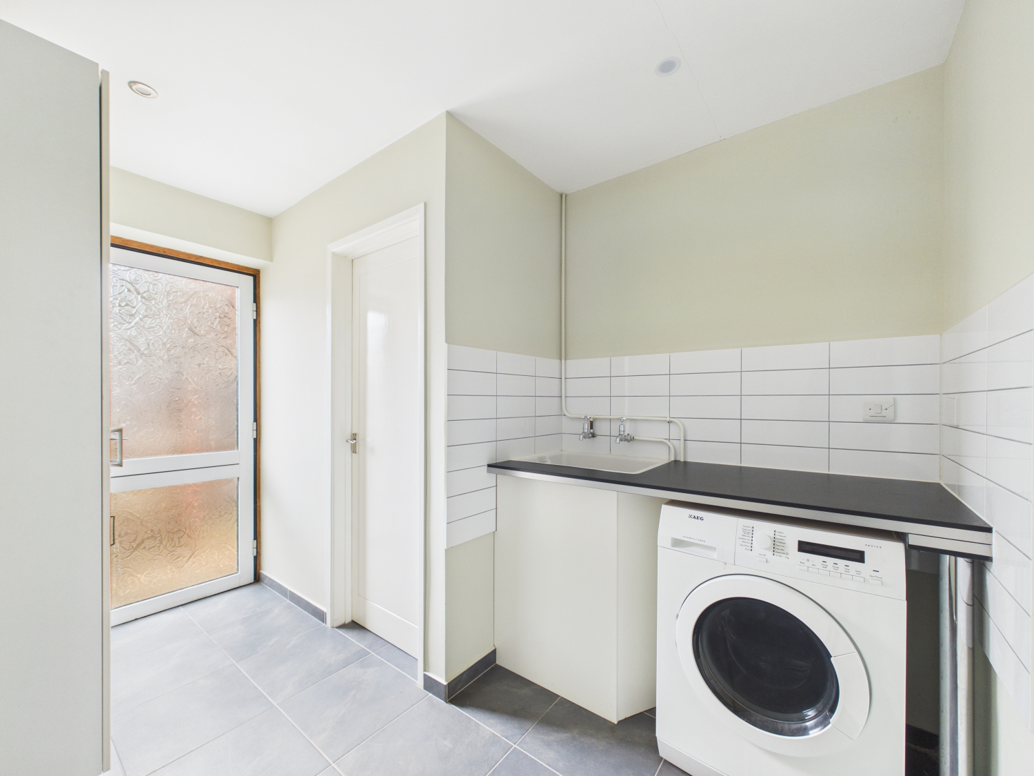 West Drive, Highfields Caldecote, Cambridge, Cambridgeshire, CB23, photo 14