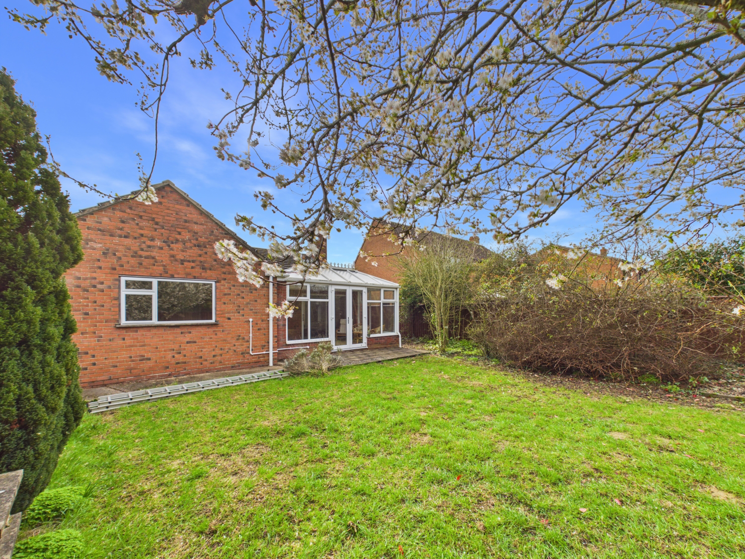 West Drive, Highfields Caldecote, Cambridge, Cambridgeshire, CB23, photo 17