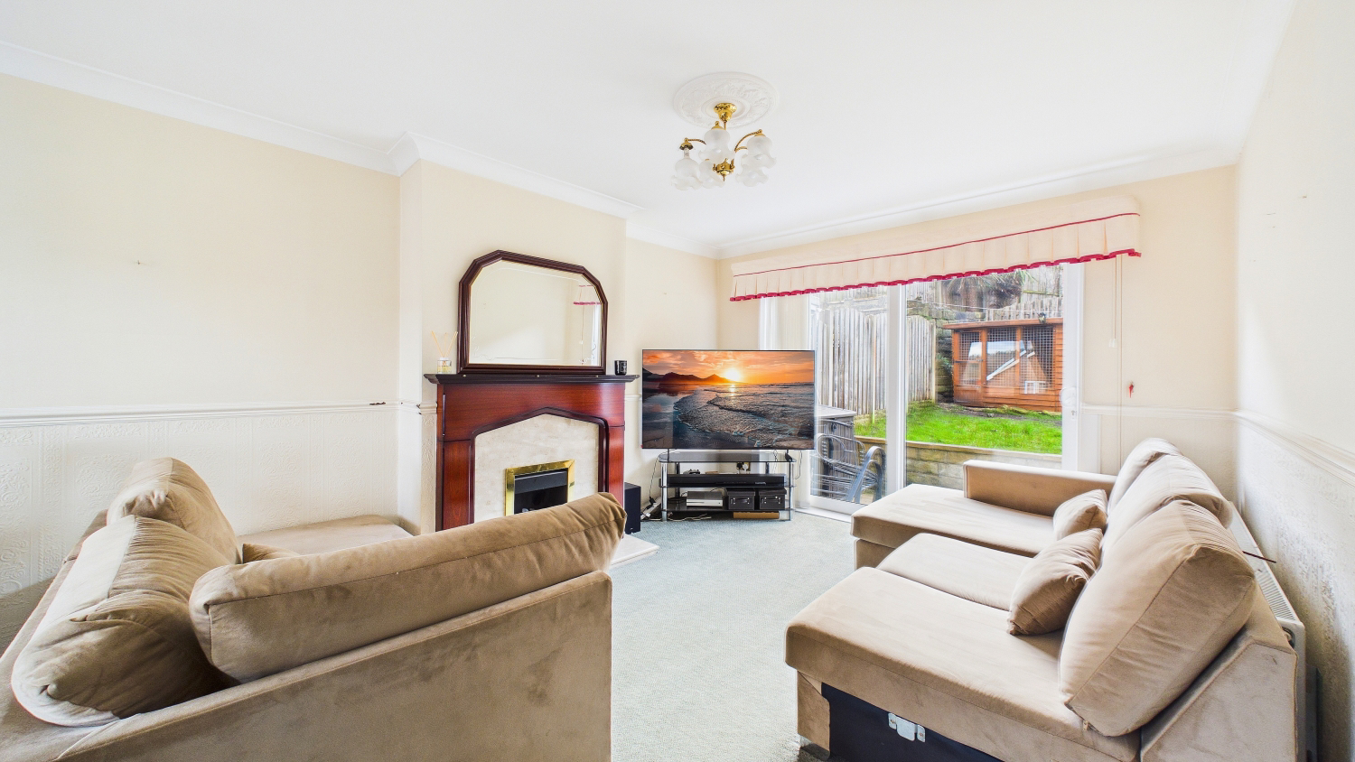 8 PRIORY CLOSE, CONISBROUGH, DONCASTER, photo 4