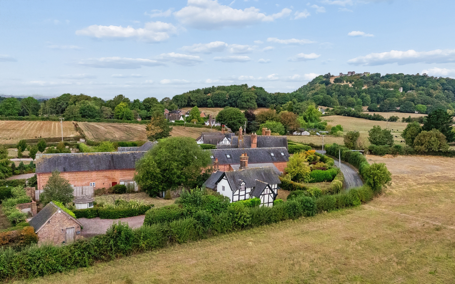 Brook Farm Cottage Moss Lane, Tarporley, Beeston Castle