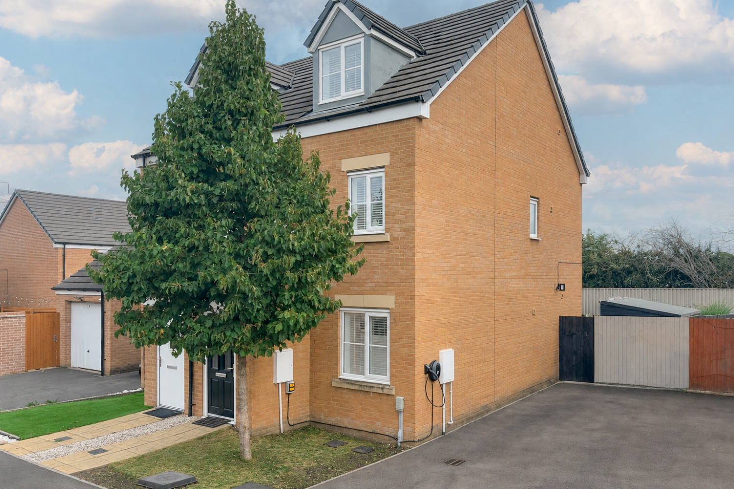 Lactans Edge, Leighton Buzzard, LU7 9SY