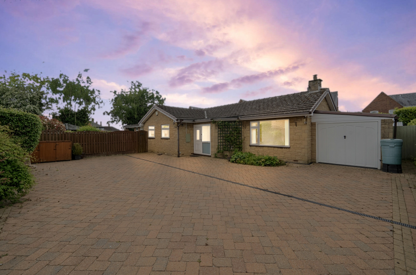 Ruthyn Avenue, Barlborough, Chesterfield, Derbyshire, S43