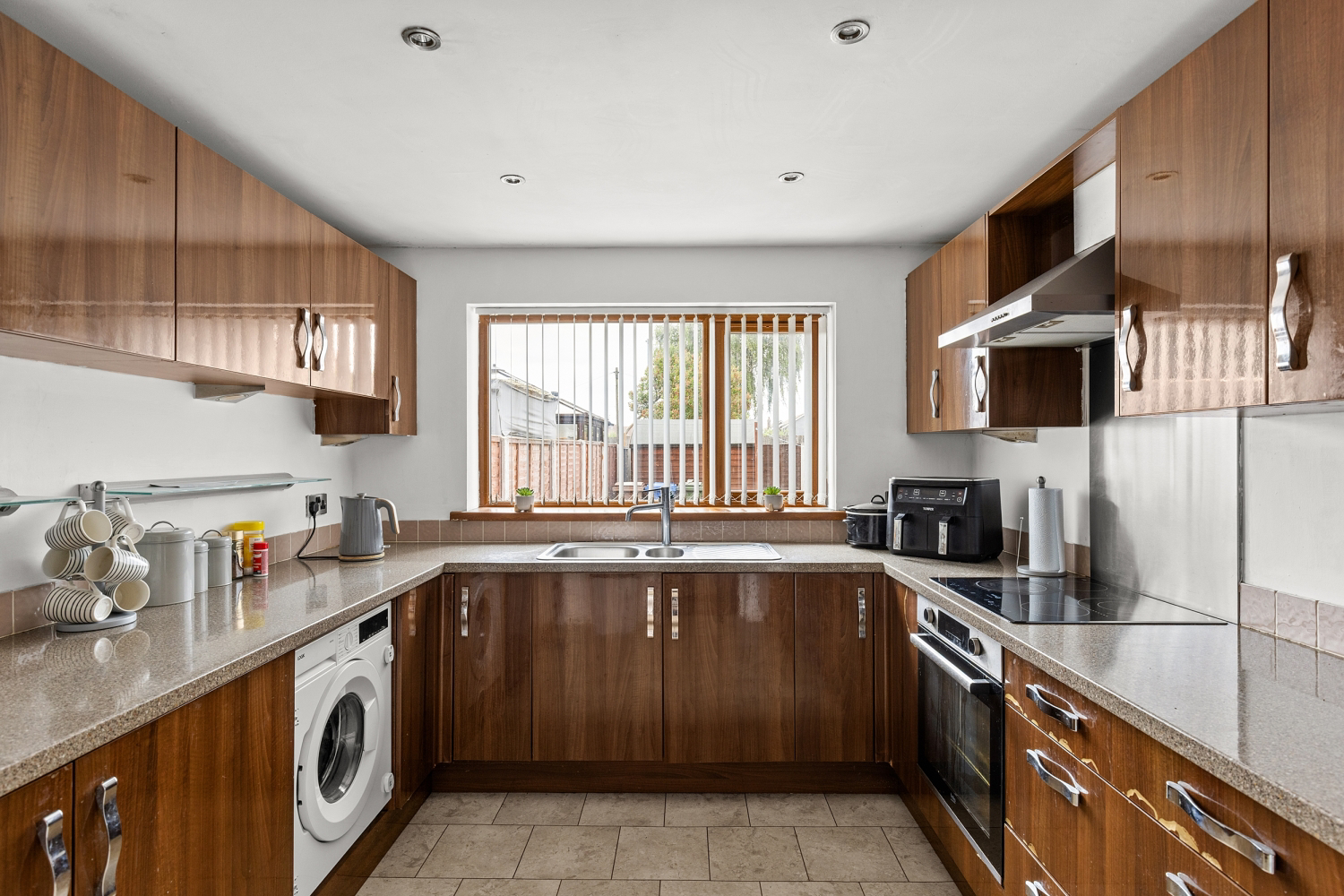 OXFORD ROAD, GOOLE, YORKSHIRE, DN14, photo 8
