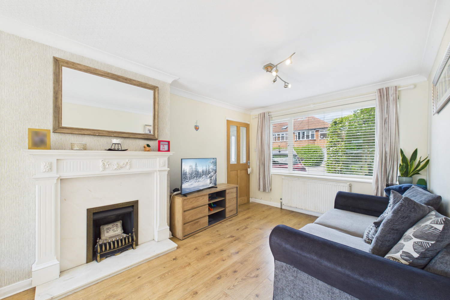 Anthea Drive, York, North Yorkshire, YO31 9DE, photo 3