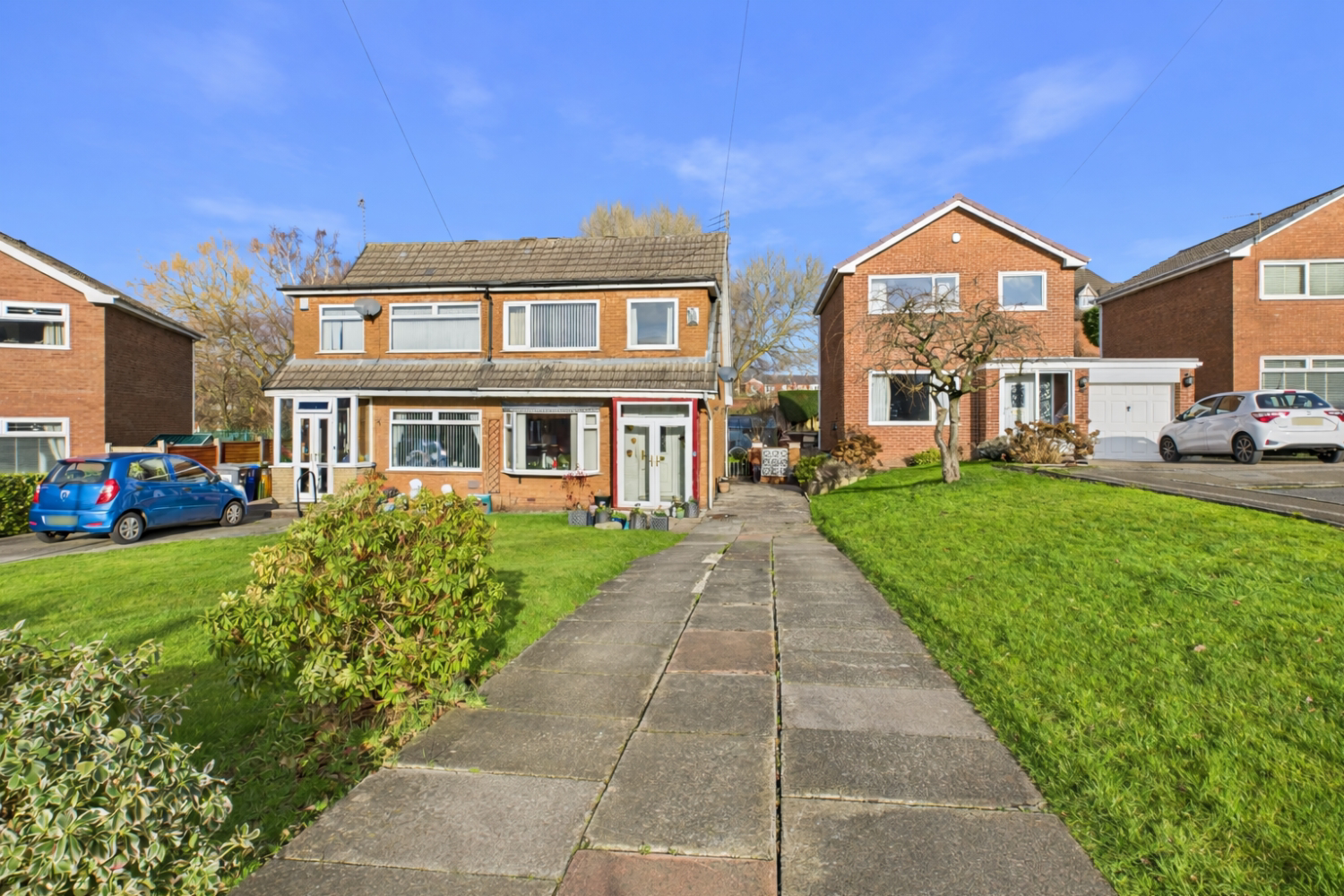 Angel Close, Dukinfield, SK16 4XA