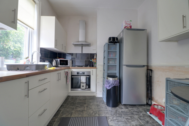Norristhorpe Lane, Liversedge, West Yorkshire, WF15, photo 3