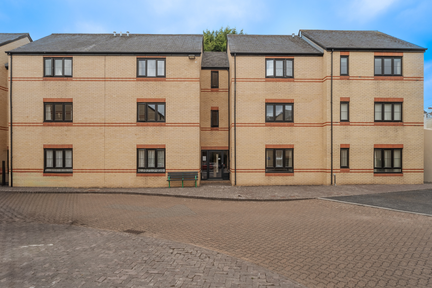 Alexandra Court, Alexandra Road, Barnstaple, Devon, EX32, photo 12