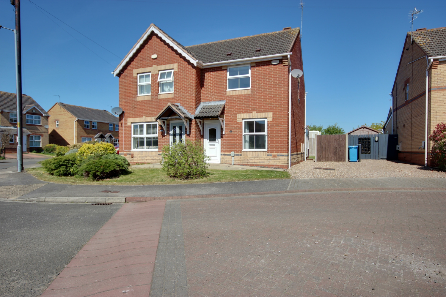 21 Charnwood Close, Kingswood, Hull
