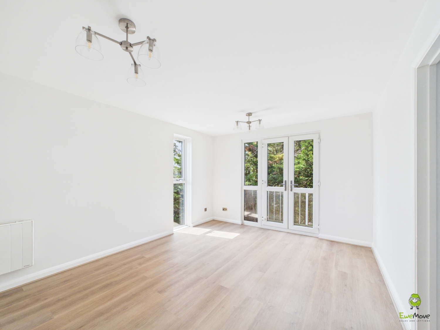 Carey Court, Gravel Hill Close, Bexleyheath, Kent, DA6, photo 2