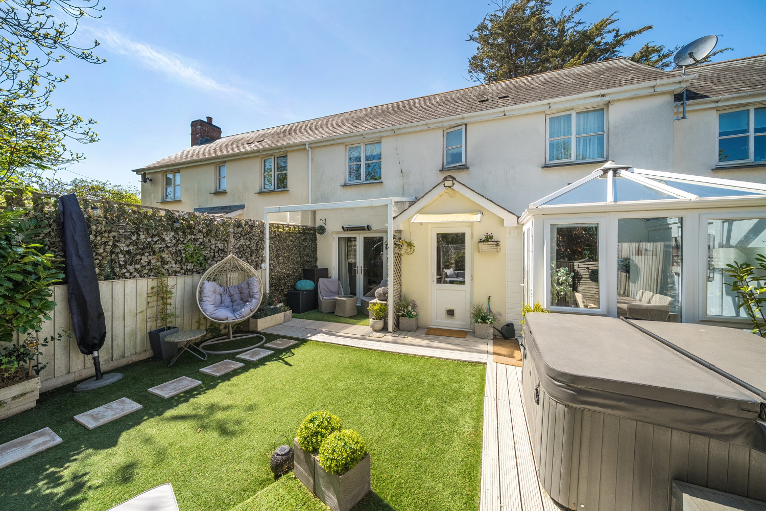 Bales Corner Higher Road, Fremington, Barnstaple, Devon, EX31