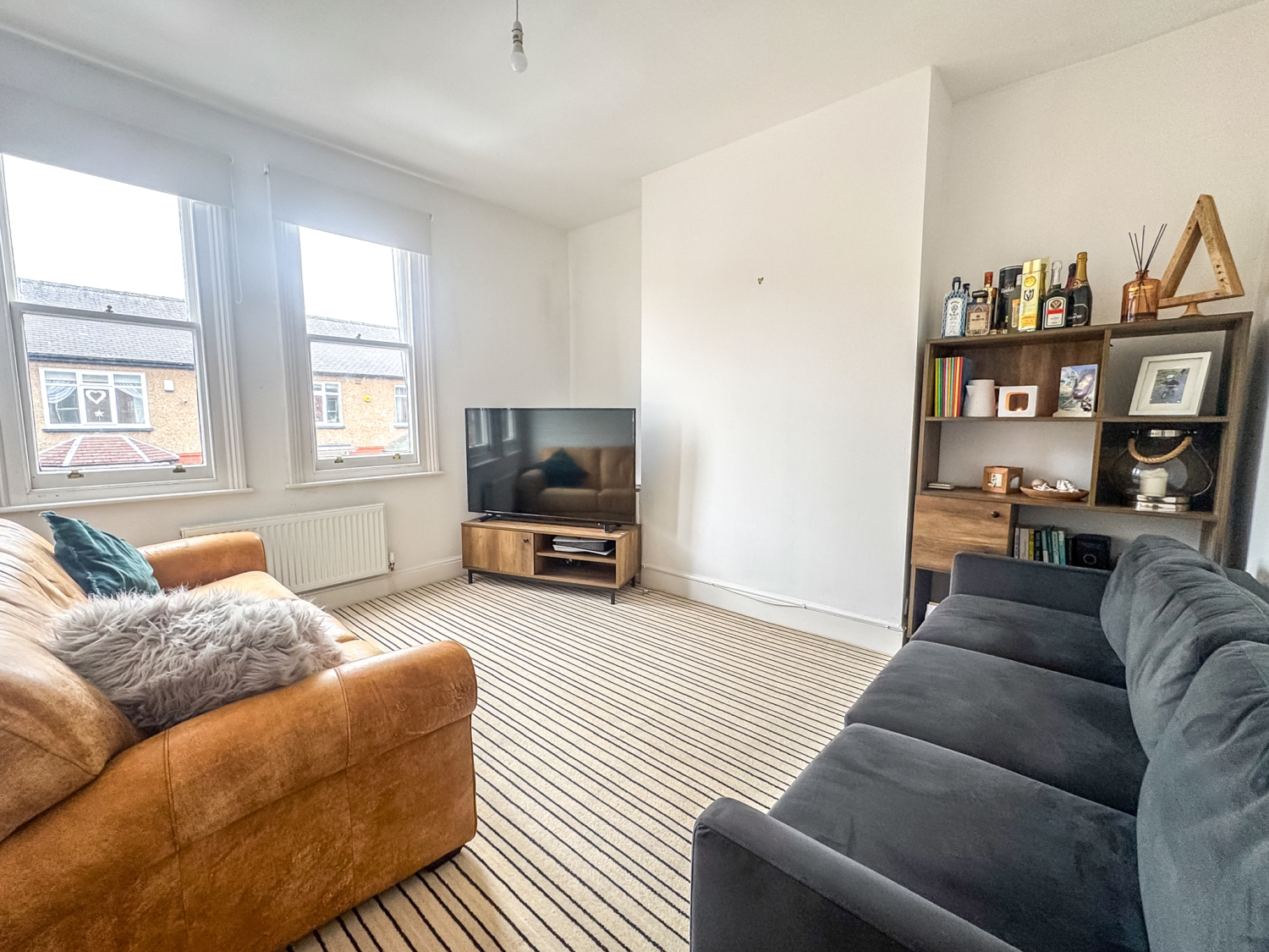 Leven Street, Saltburn-by-the-Sea, TS12 1JY, photo 2