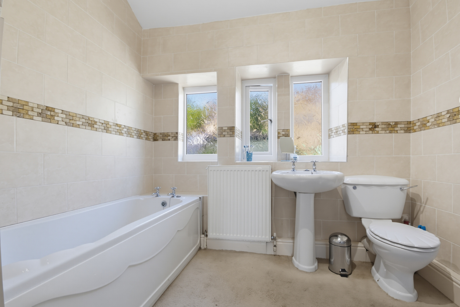 92 JAMES STREET, GOLCAR, HUDDERSFIELD, photo 18