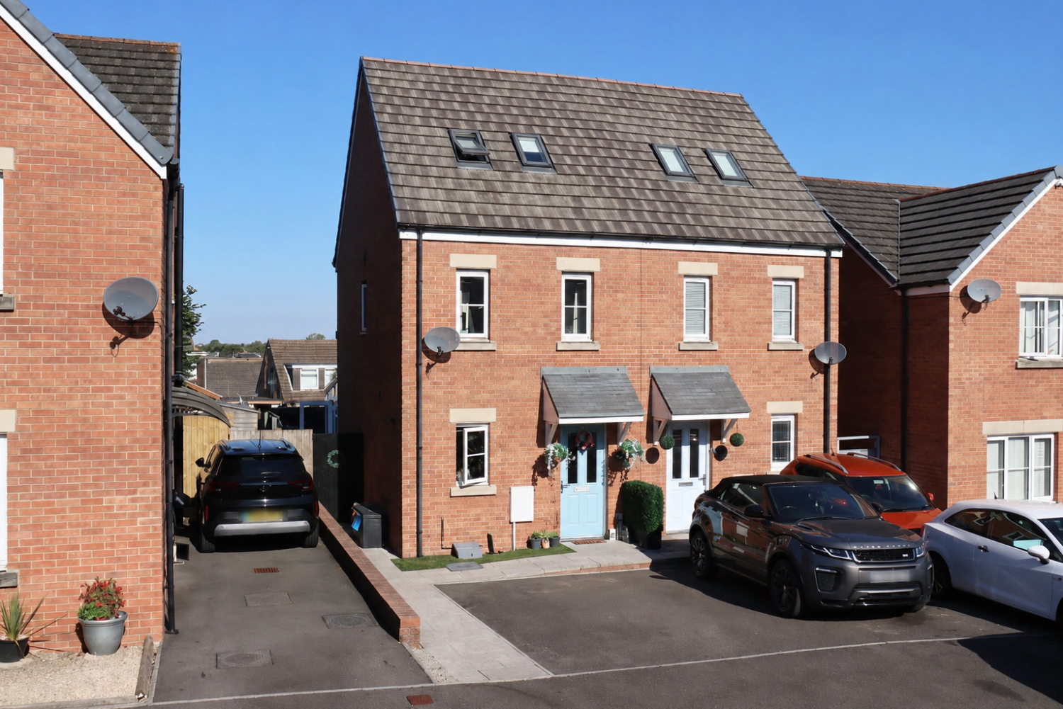 Cilgant Y Lein, Pyle, Bridgend
