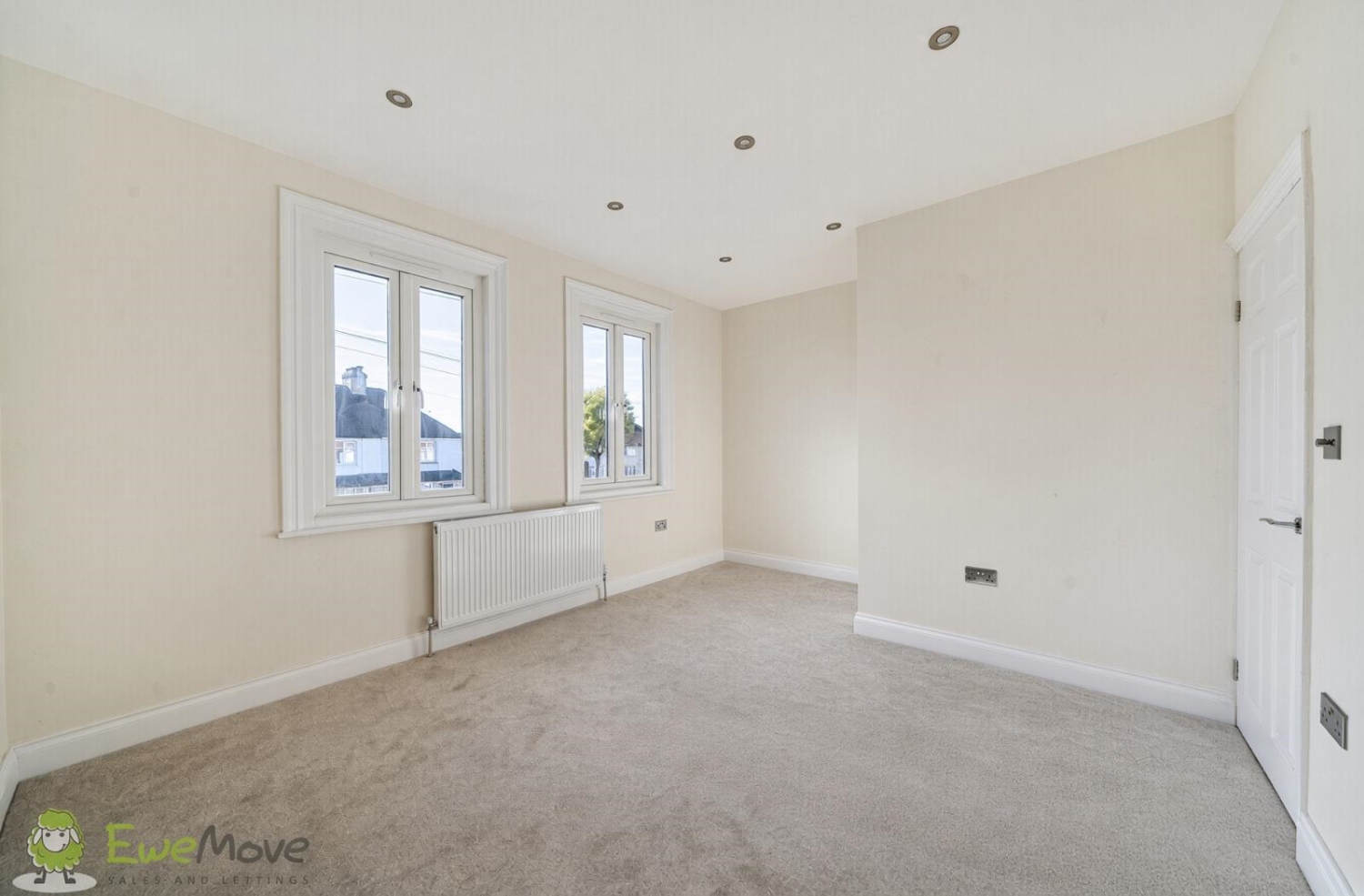 Double bedroom 1