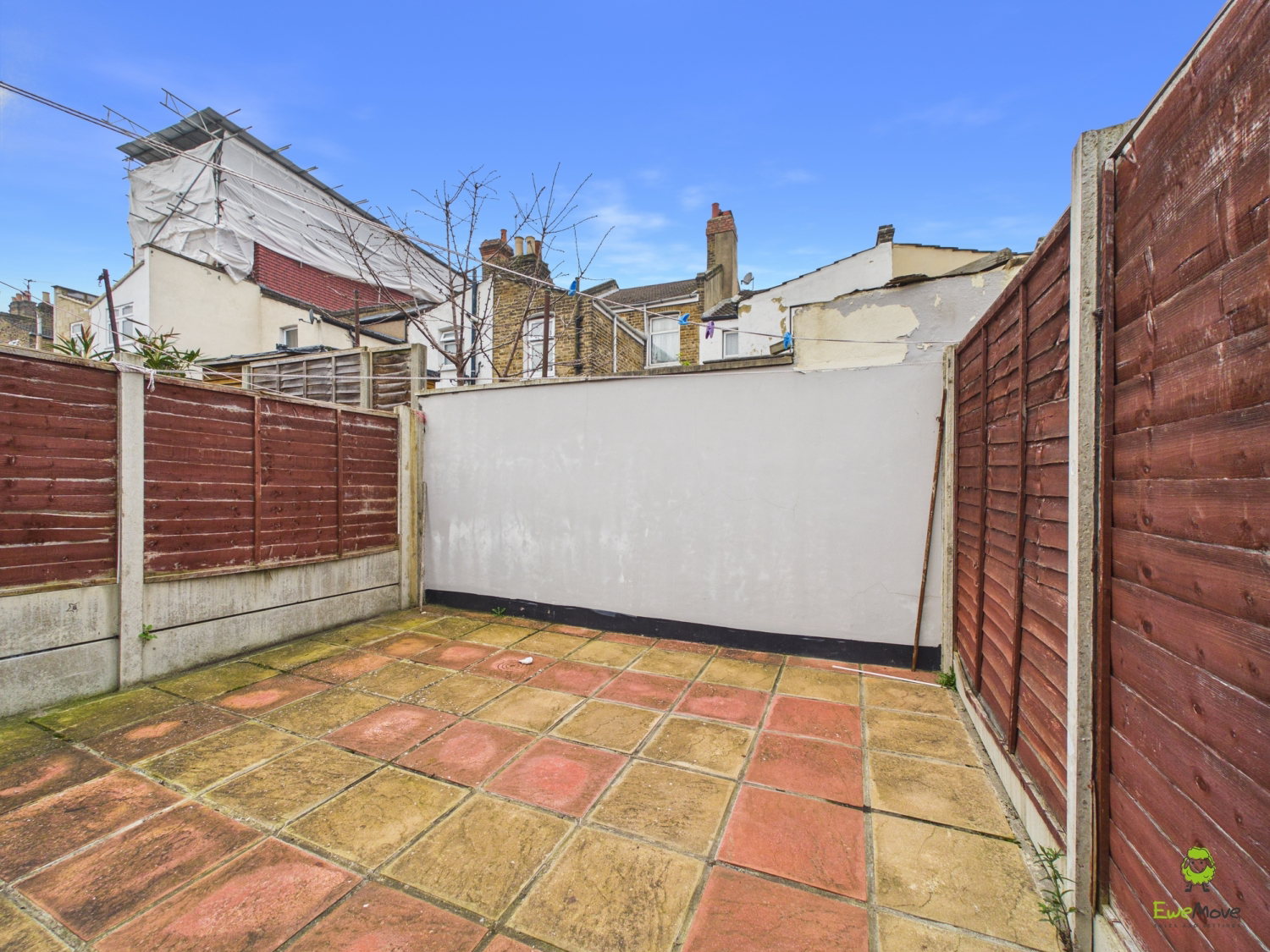 Liffler Road, London, SE18, photo 14