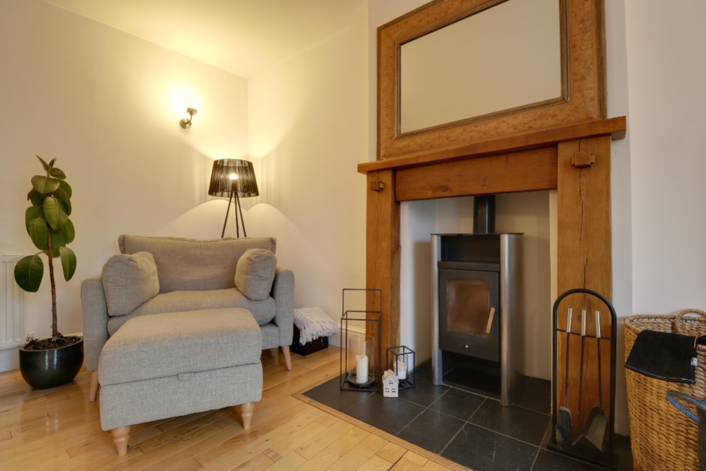 21 High Street, Colsterworth, Grantham, photo 3