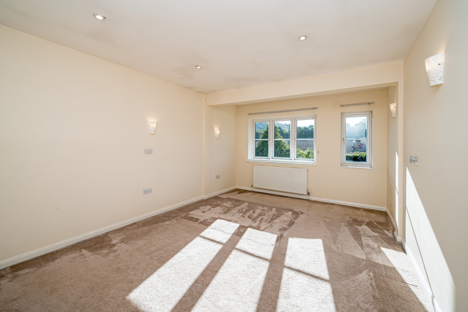 Reception or Bedroom 4