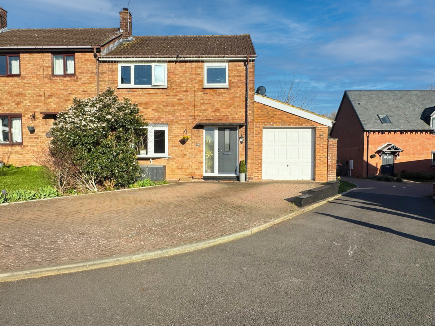 Leigh Crescent, Long Itchington, Southam, Warwickshire, CV47