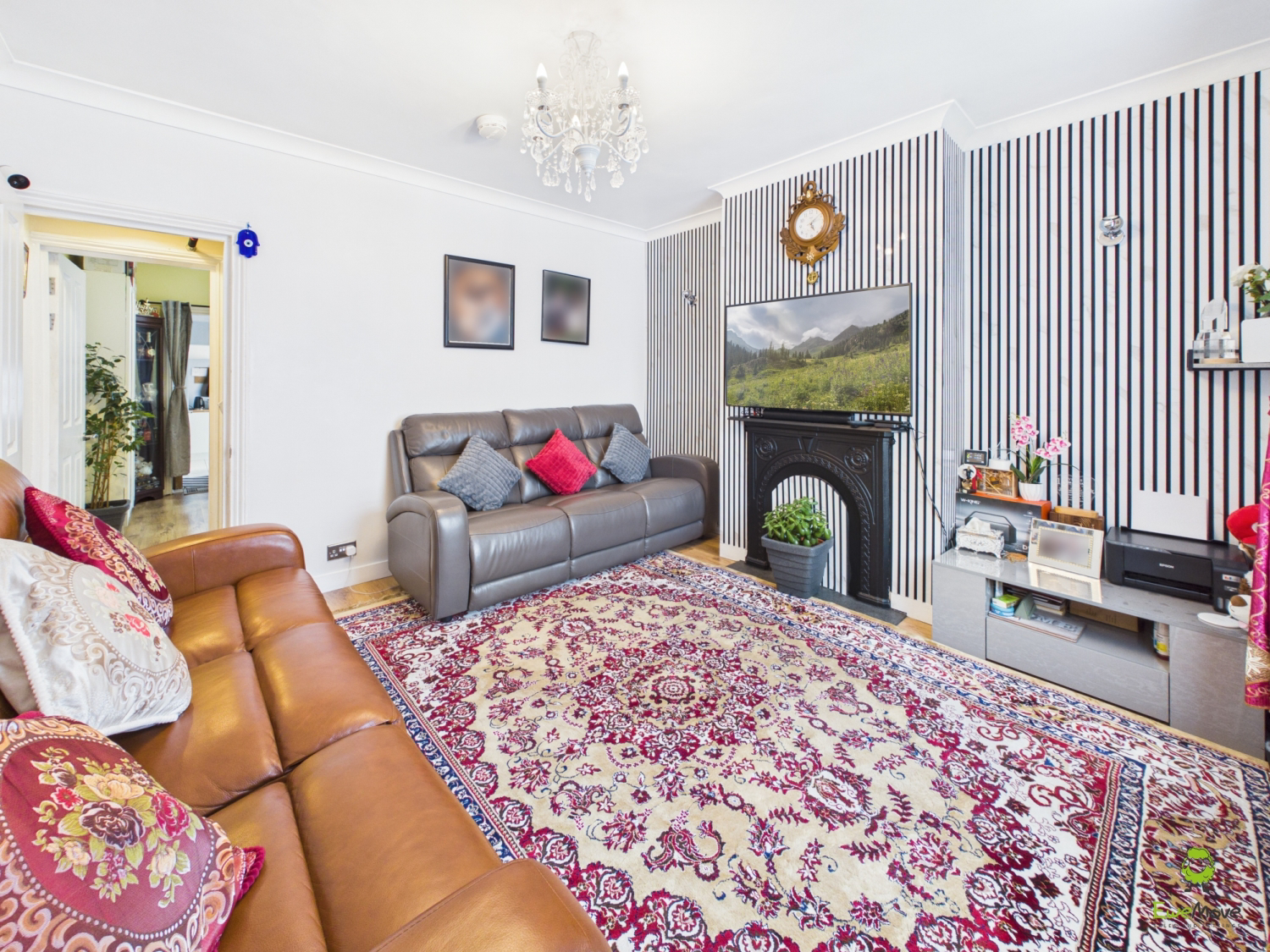 Presented by Clinton at EweMove Bexleyheath and Dartford
Boroughs
