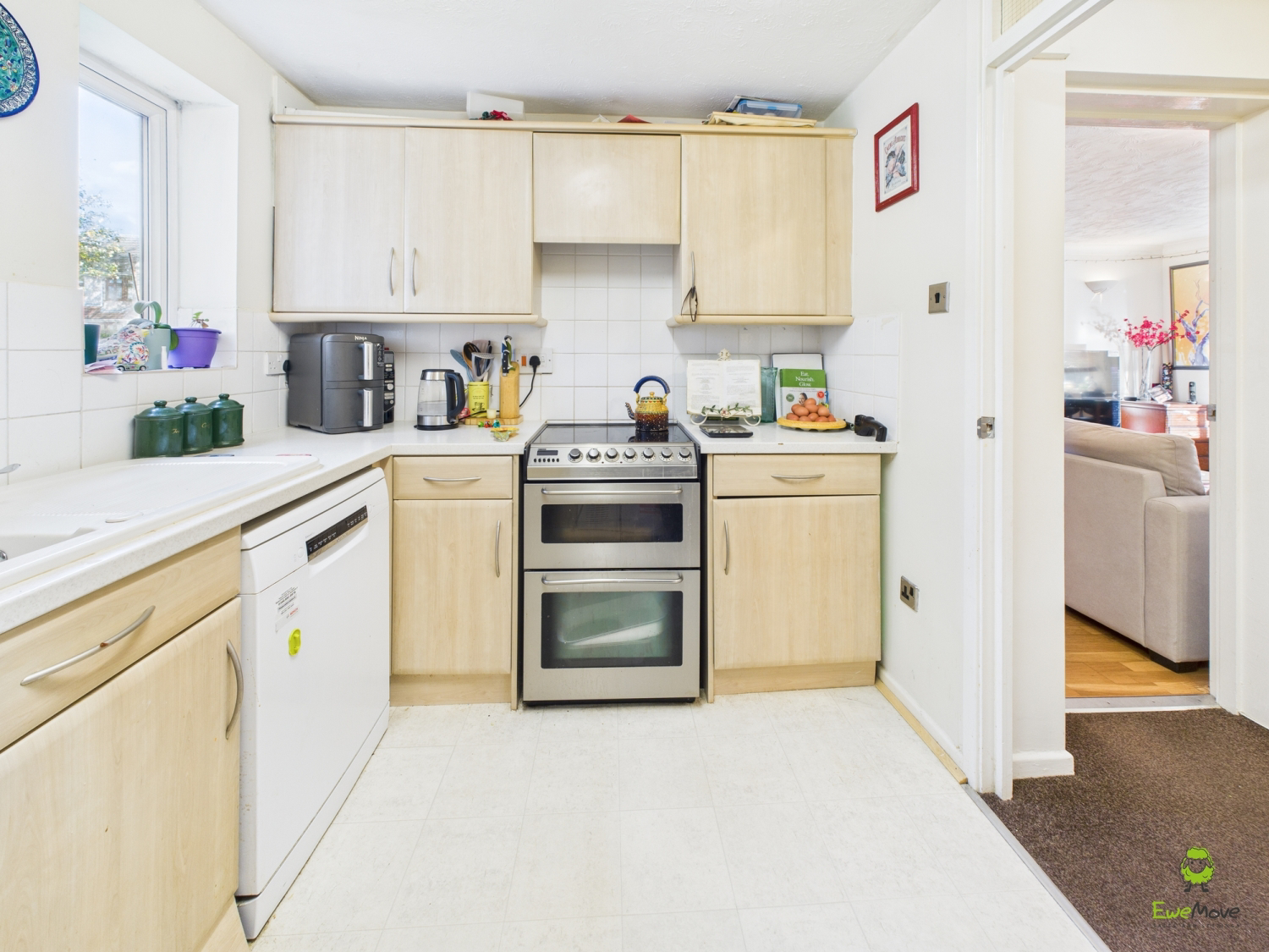 Pinecroft Court, 410 Wickham Lane, Welling, Kent, DA16