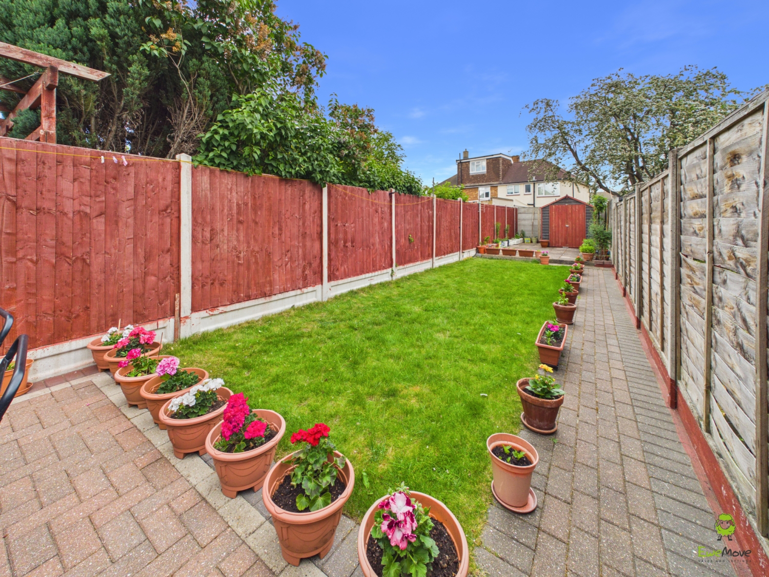 Presented by Clinton at EweMove Bexleyheath and Dartford
Boroughs
