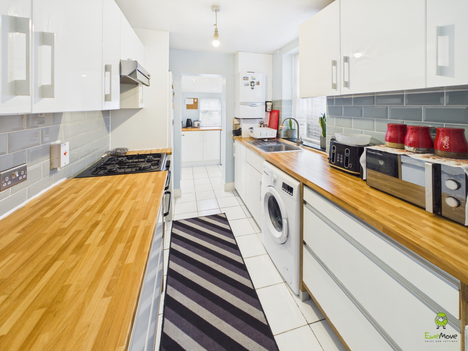 Presented by Clinton at EweMove Bexleyheath and Dartford
Boroughs
