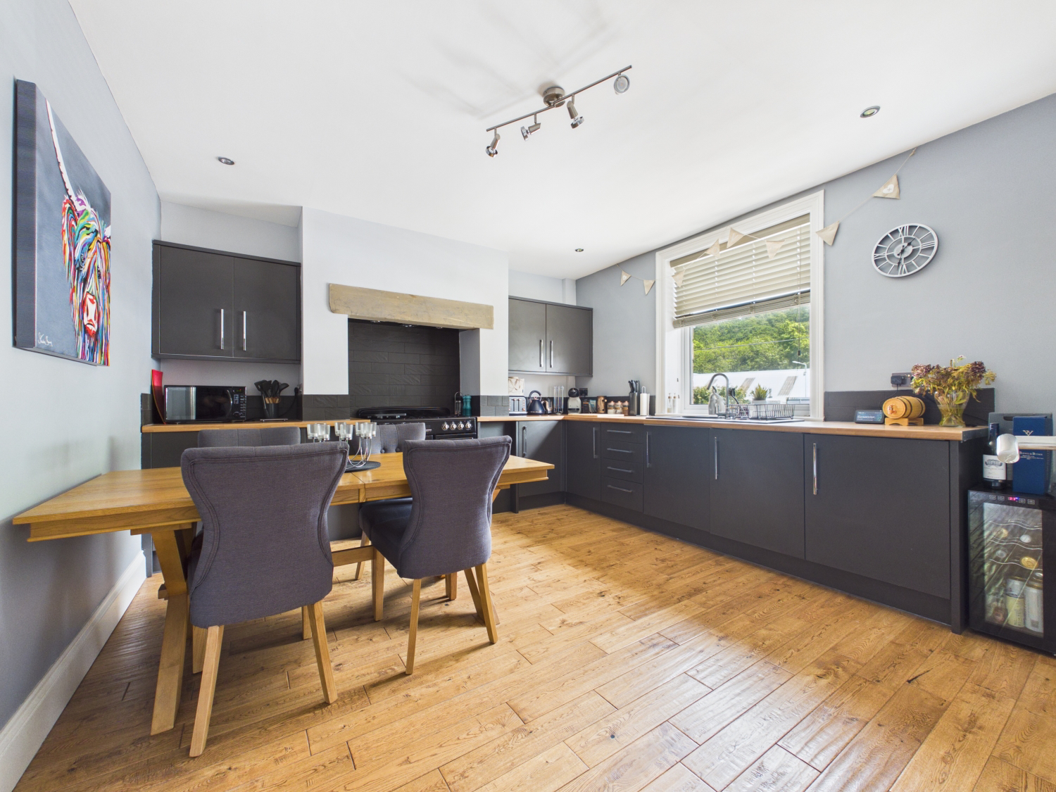 Huddersfield Road, Thongsbridge, Holmfirth, West Yorkshire, HD9, photo 6