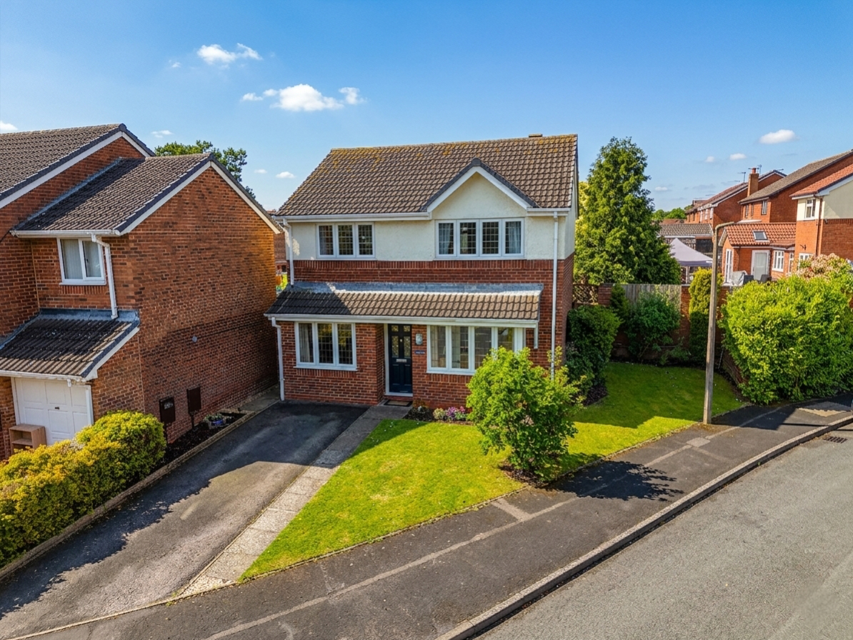 Newbury Drive, Stretton, Burton-on-Trent, Staffordshire, DE13, photo 5