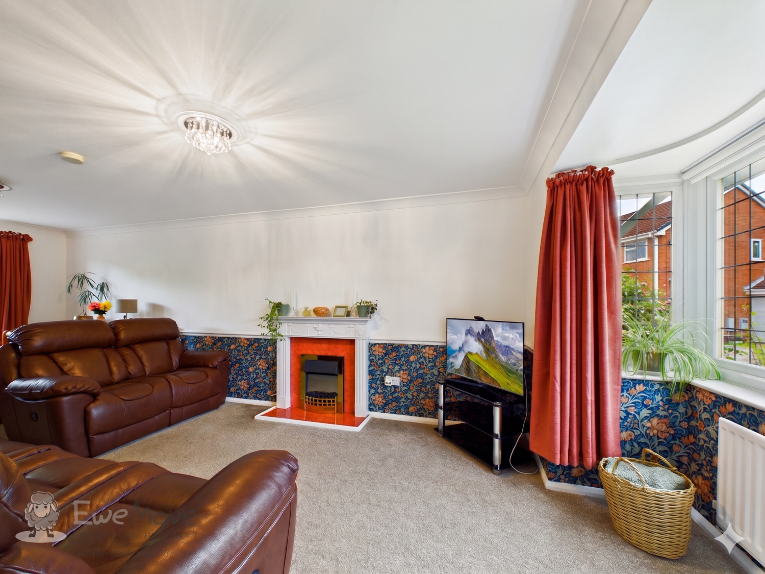 Newbury Drive, Stretton, Burton-on-Trent, Staffordshire, DE13, photo 6