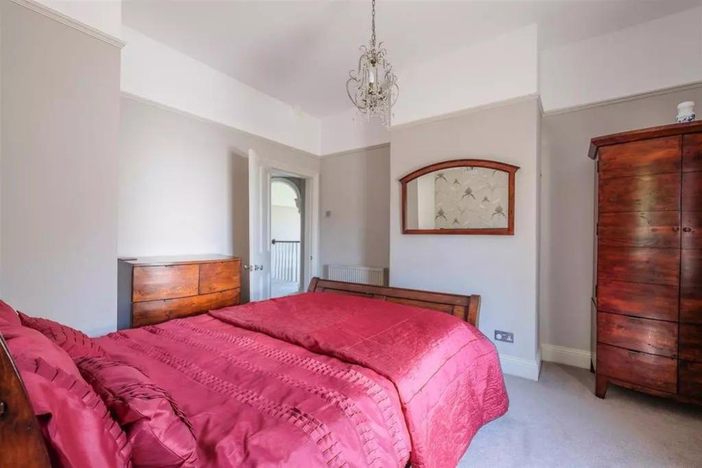 The Mount, Lightcliffe Road, Brighouse, HD6, photo 21
