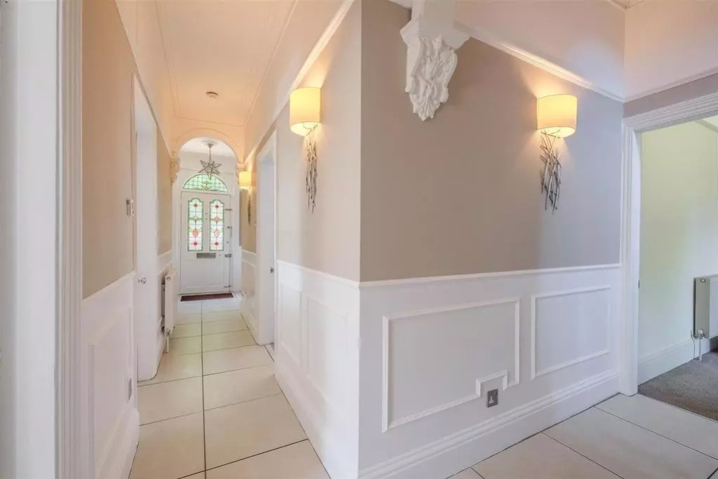 The Mount, Lightcliffe Road, Brighouse, HD6, photo 17