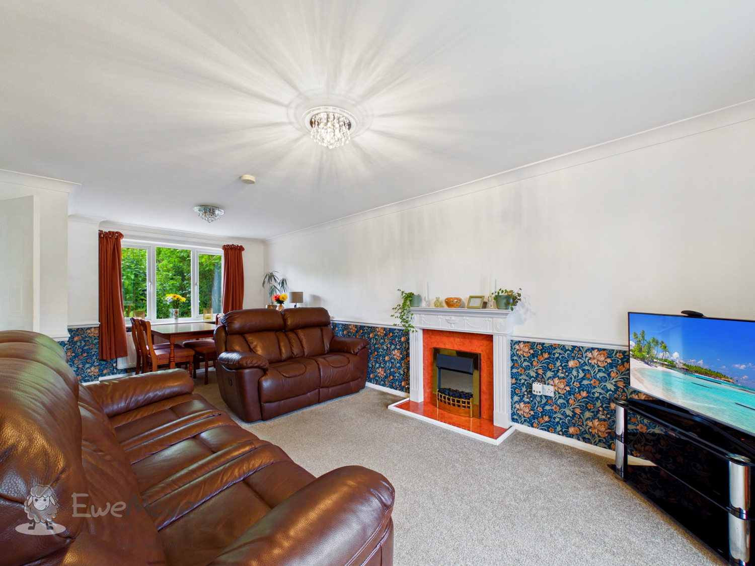 Newbury Drive, Stretton, Burton-on-Trent, Staffordshire, DE13, photo 3