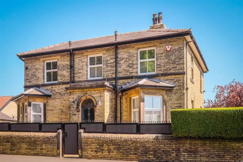 The Mount, Lightcliffe Road, Brighouse, HD6, photo 5