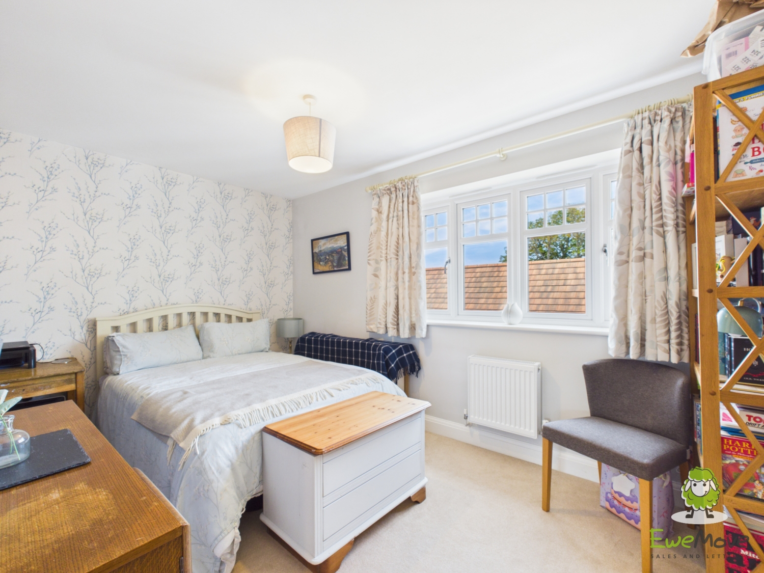 EweMove Estate Agents Basingstoke - 3 Stanton Court