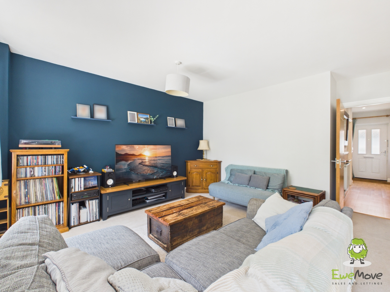 EweMove Estate Agents Basingstoke - 3 Stanton Court